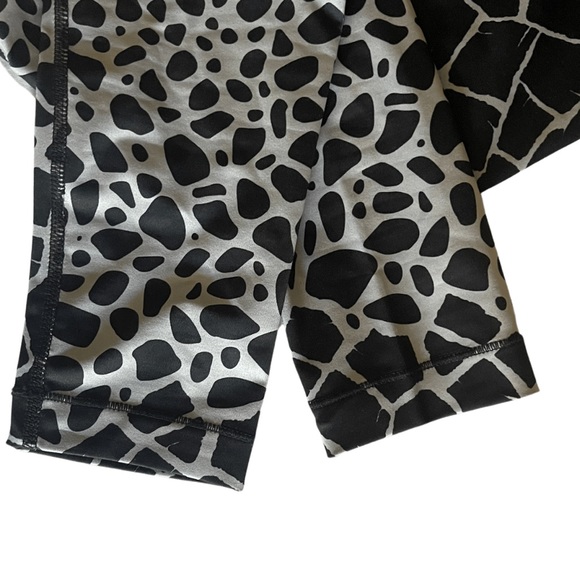 Nike Pro Dri Fit Womens Black & Grey Giraffe Training Leggings SMALL S DriFit - Picture 4 of 8